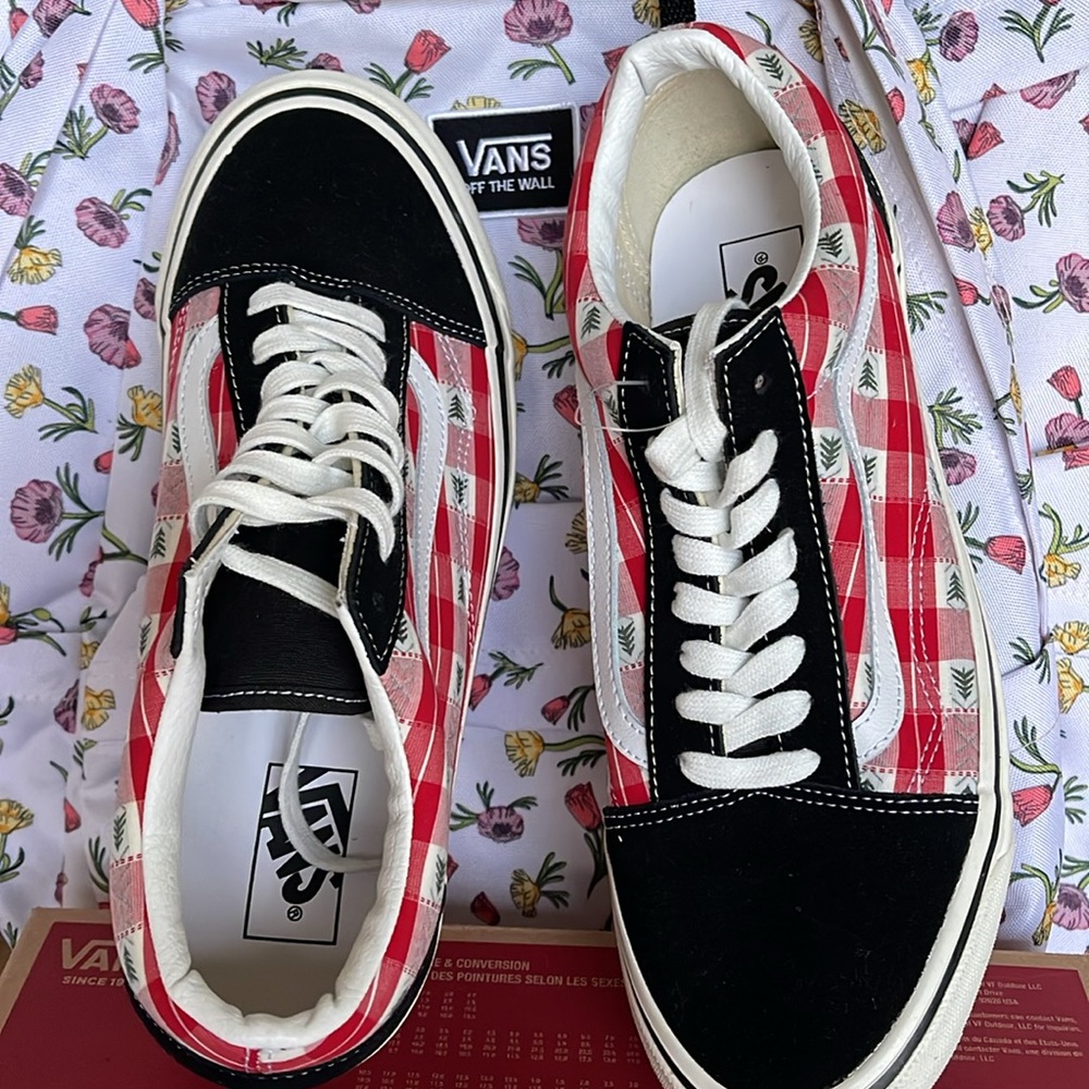 Vans Men’s Old Skool 36 D
Anaheim Factory 0g Plaid
VN0A4BW3RED
Sneakers - Picture 13 of 16